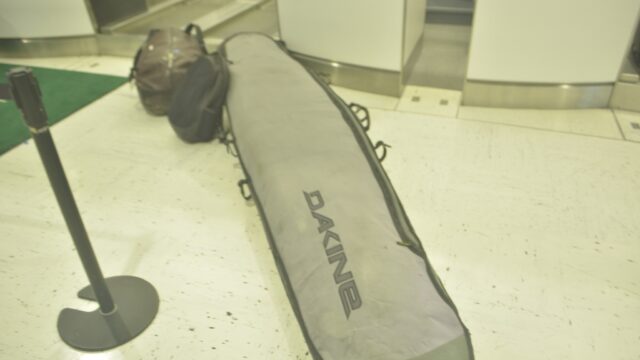 surfboard in air port