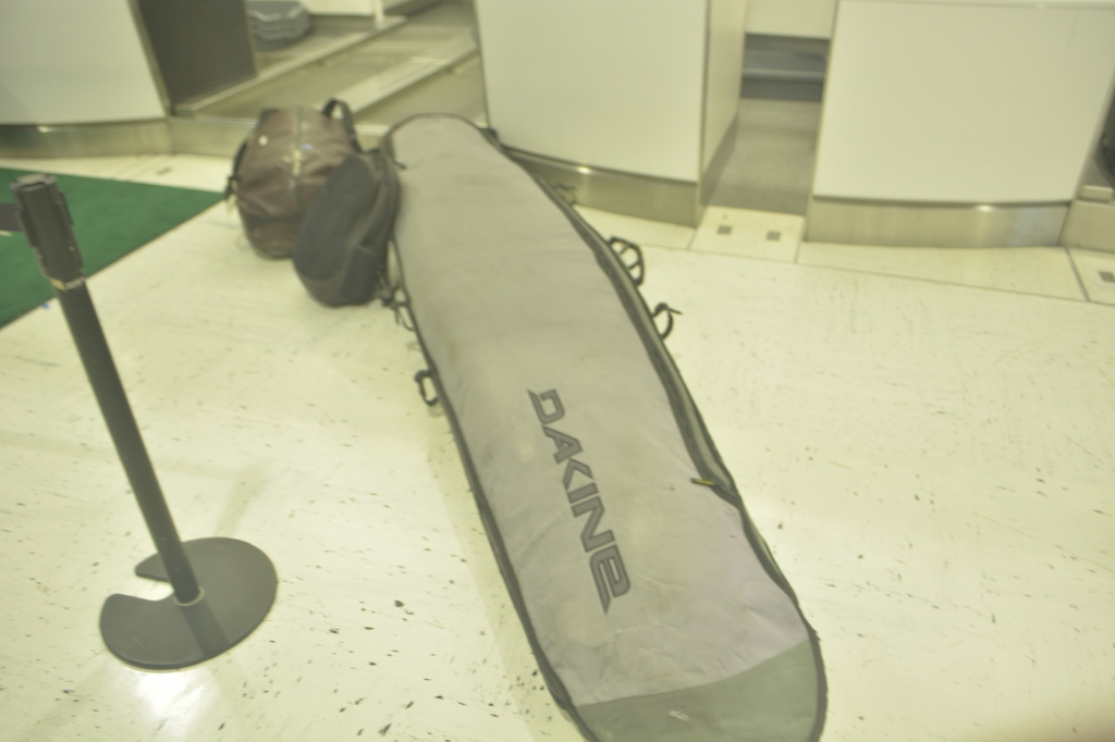 surfboard in air port